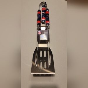 New in package NFL  New England Patriots BBQ set